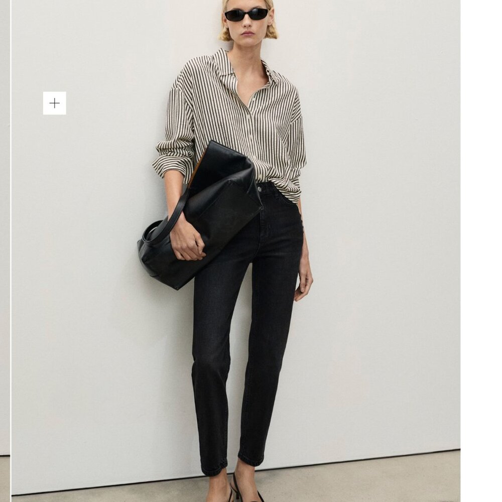 New w/Tags Mom Jeans - MANGO